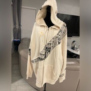 Boxlunch exclusive Harry Potter the daily prophet articles Zip Up Hoodie 2X